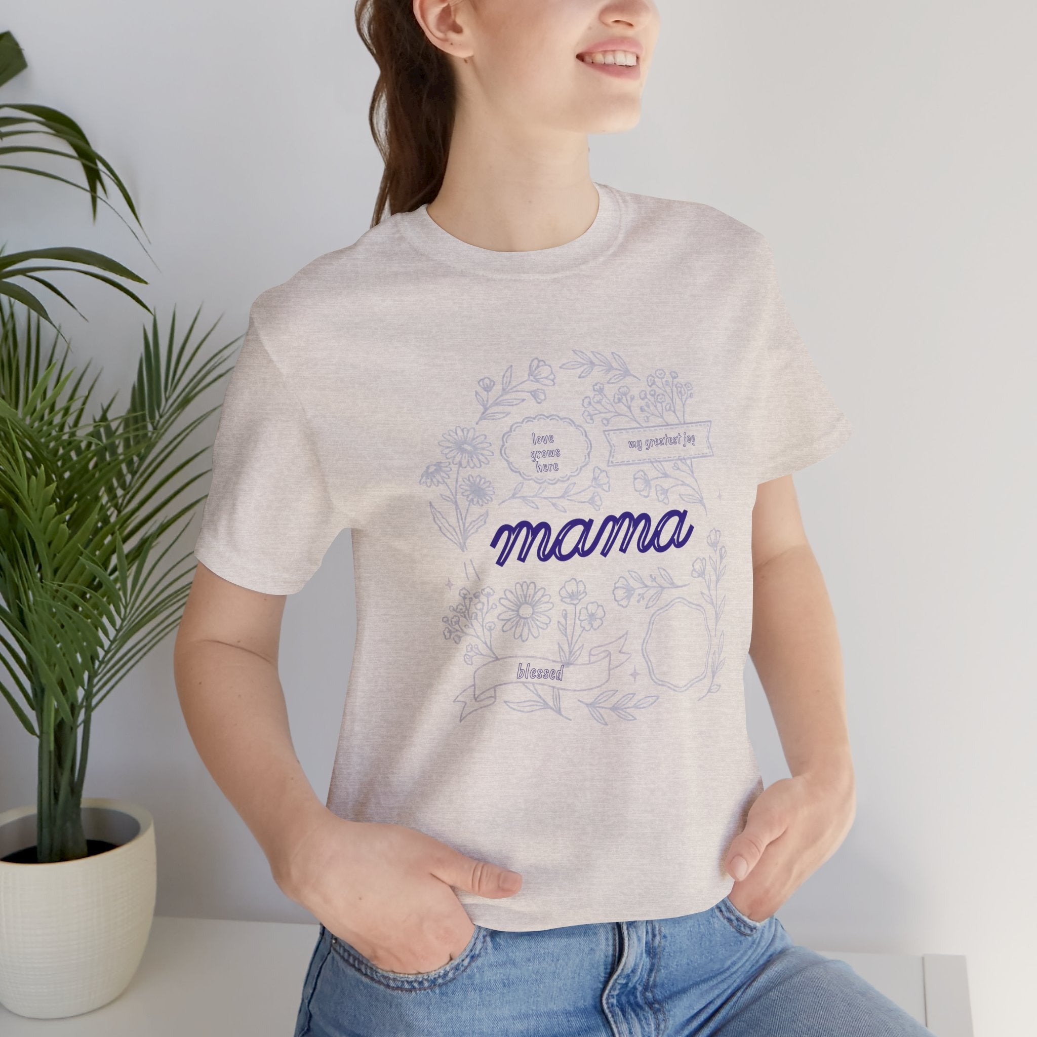 Mama Floral Script Tee — Mother's Day Casual T-Shirt